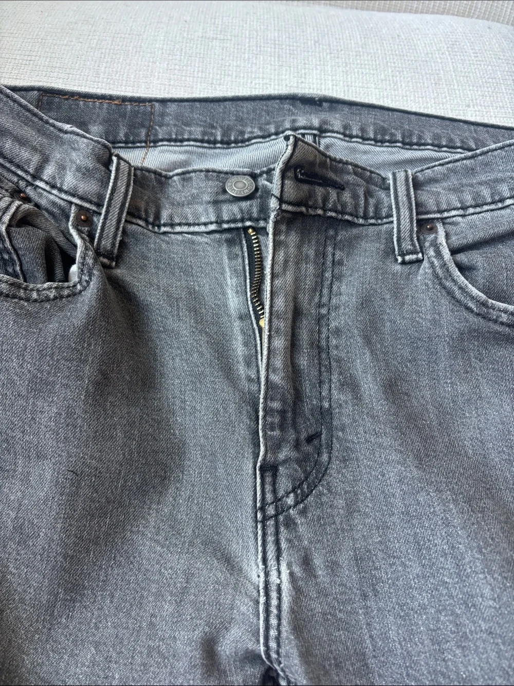 Levi's Men's Jeans in Faded Gray